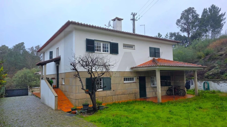 Apartamento T2 para Arrendamento em Amarante (São Gonçalo), Madalena, Cepelos e Gatão Foto 23