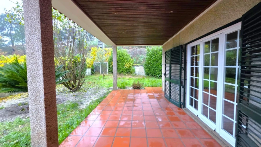 Apartamento T2 para Arrendamento em Amarante (São Gonçalo), Madalena, Cepelos e Gatão Foto 13