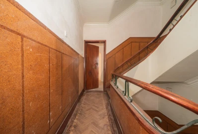 Apartamento T3 para Arrendamento em Campolide
