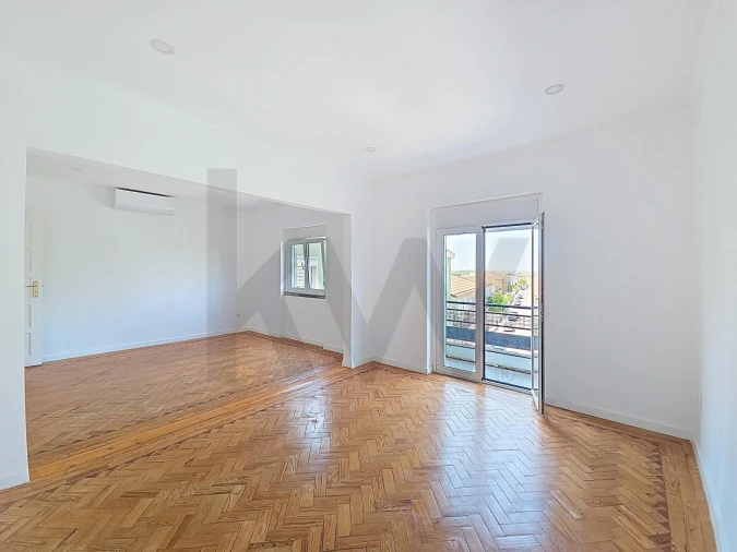 Apartamento T4 para Venda em Romeira e Várzea Foto 10