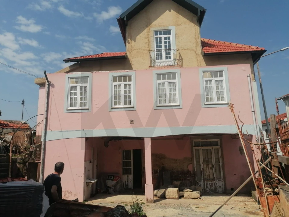 Moradia T5 para Venda em Vila de Cucujães Foto 17