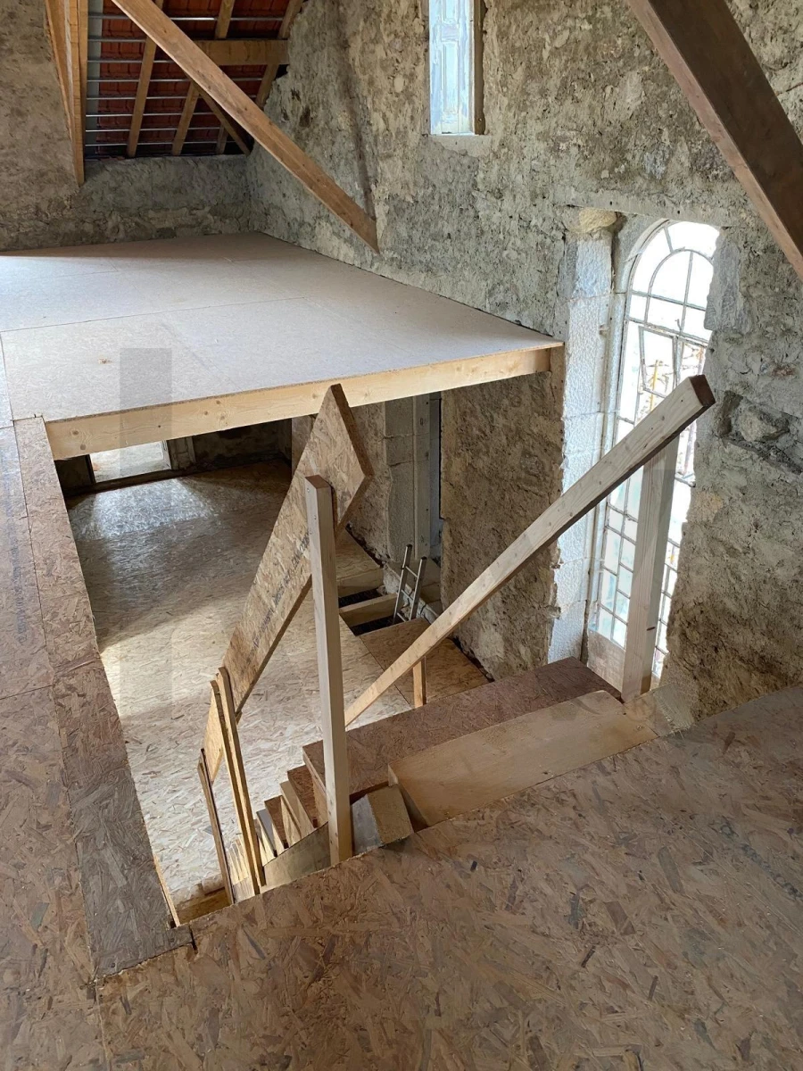 Moradia T5 para Venda em Vila de Cucujães Foto 5