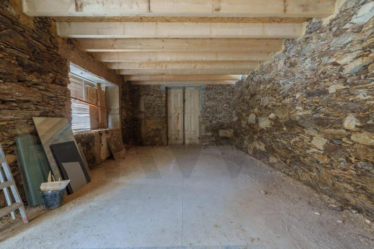 Moradia T5 para Venda em Vila de Cucujães Foto 38