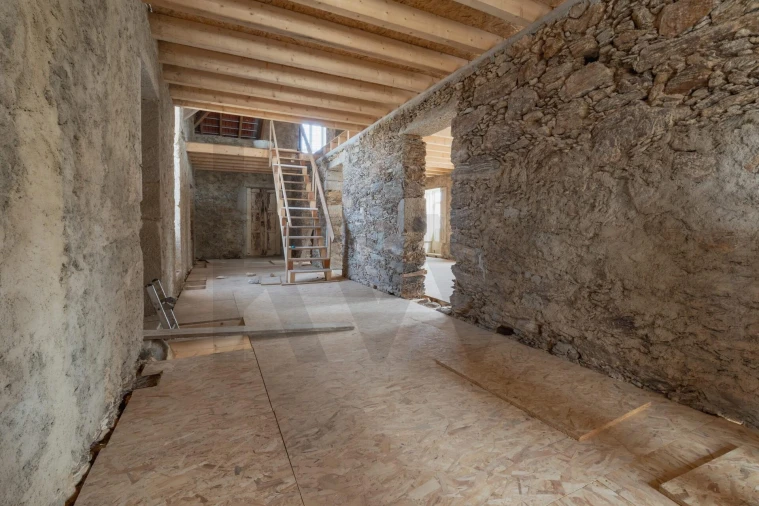 Moradia T5 para Venda em Vila de Cucujães Foto 42