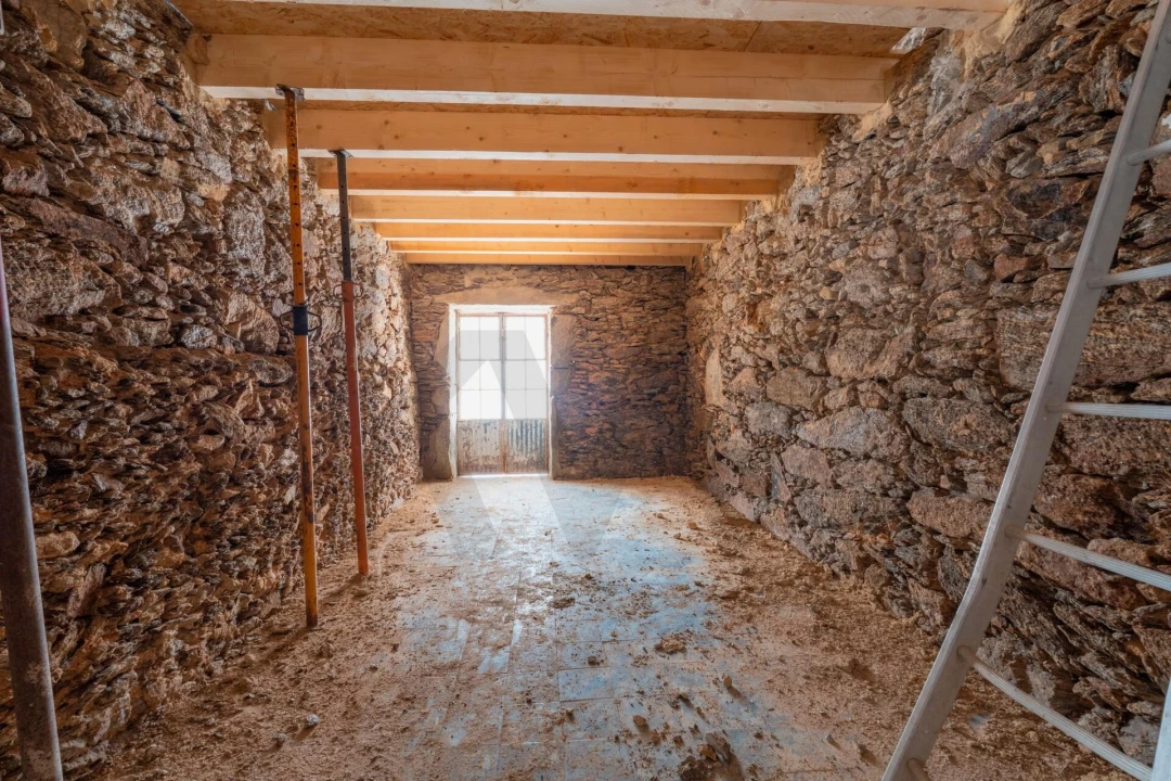 Moradia T5 para Venda em Vila de Cucujães Foto 45