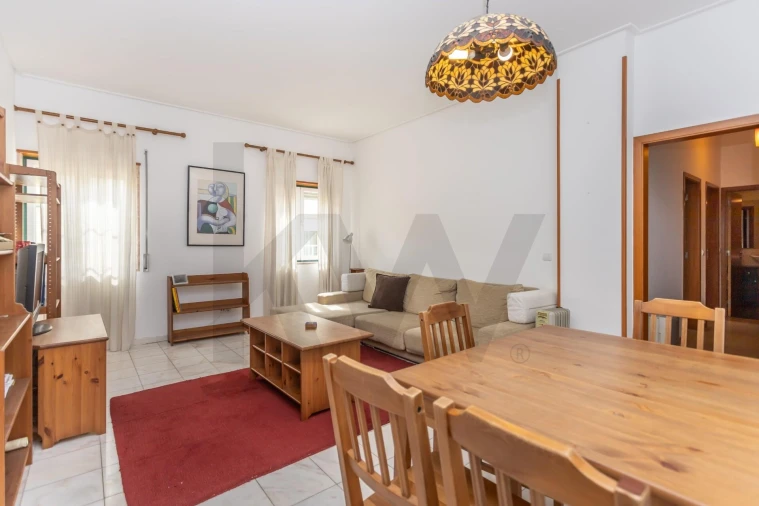 Apartamento T2 para Arrendamento em Alcantara Foto 5
