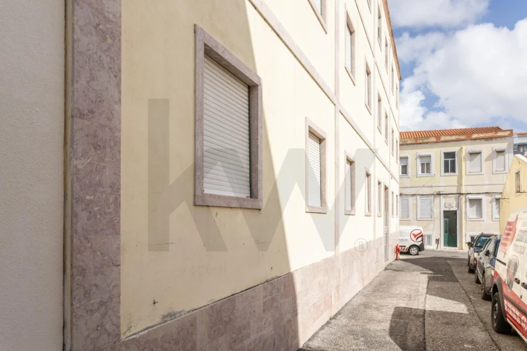 Apartamento T2 para Arrendamento em Alcantara Foto 19