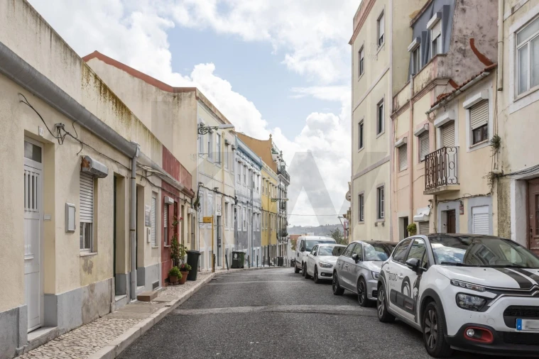 Apartamento T2 para Arrendamento em Alcantara Foto 31