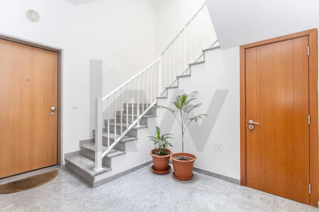 Apartamento T2 para Arrendamento em Alcantara Foto 25
