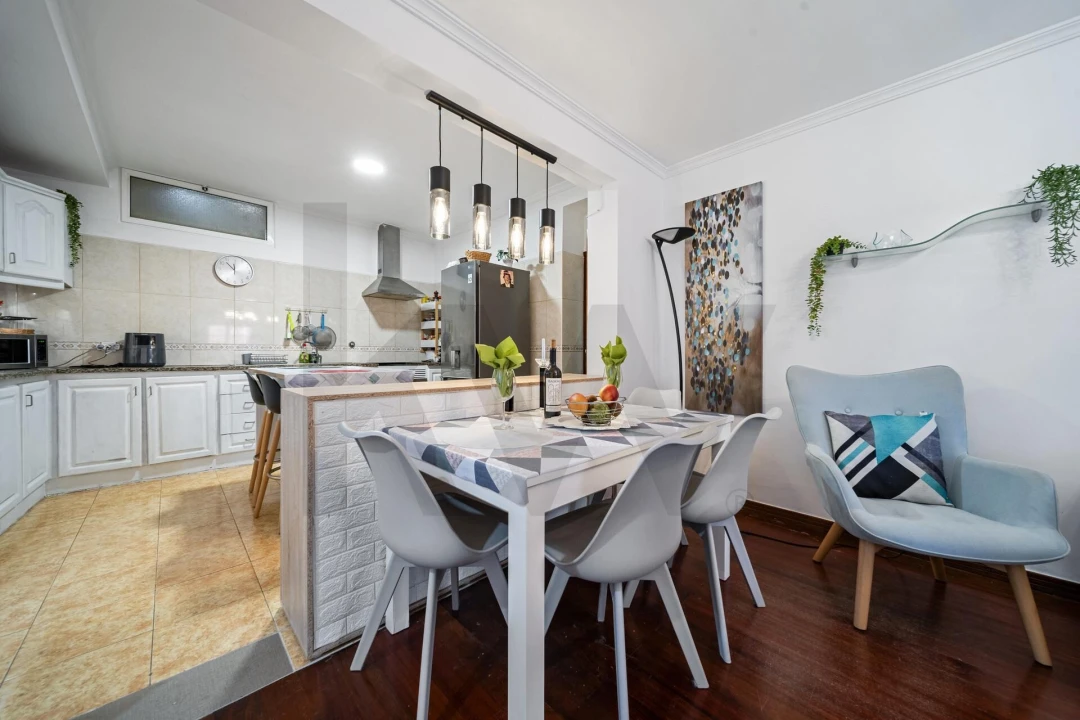 Moradia T3 para Venda em Funchal (São Pedro) Foto 21