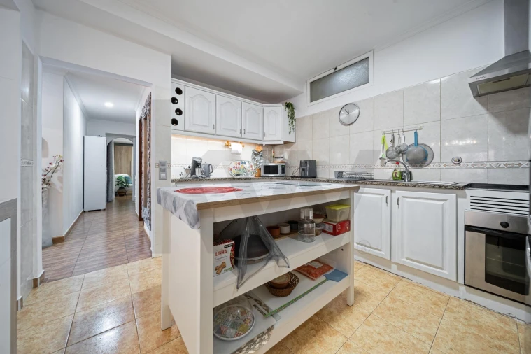 Moradia T3 para Venda em Funchal (São Pedro) Foto 24