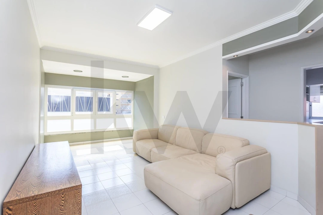 Apartamento T2 para Arrendamento em Alcabideche Foto 5