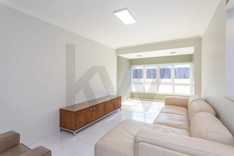 Apartamento T2 para Arrendamento em Alcabideche Foto 4