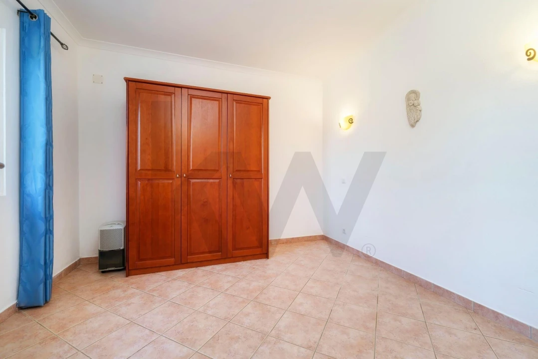 Moradia T3 para Venda em Quarteira Foto 13