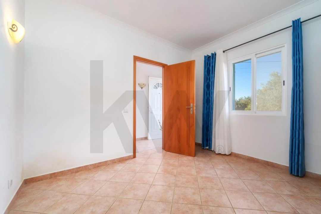 Moradia T3 para Venda em Quarteira Foto 16