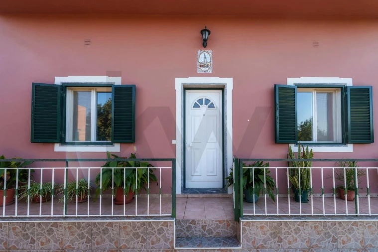 Moradia T3 para Venda em Quarteira Foto 32