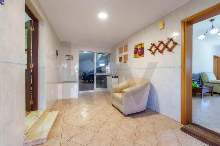 Moradia T3 para Venda em Quarteira Foto 17