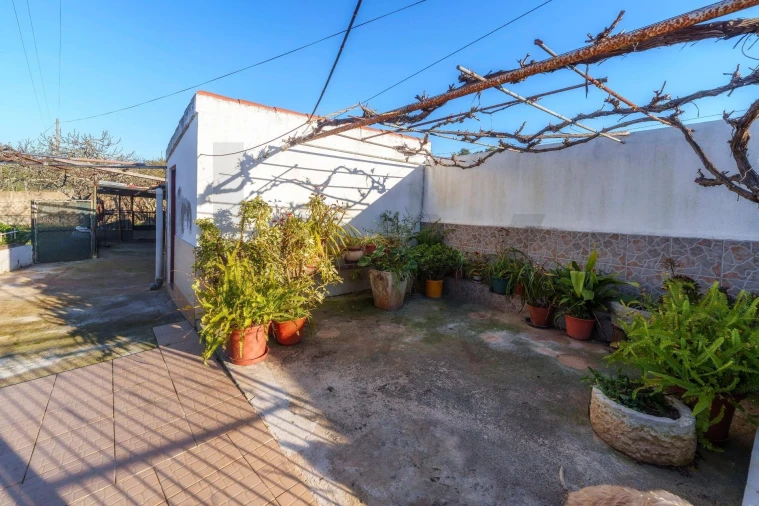 Moradia T3 para Venda em Quarteira Foto 38