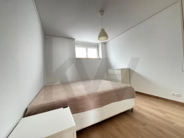 Apartamento T1 para Arrendamento em Algés, Linda-A-Velha e Cruz Quebrada-Dafundo