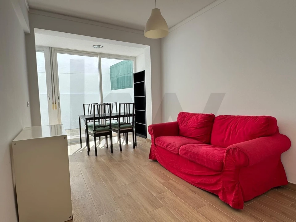 Apartamento T1 para Arrendamento em Algés, Linda-A-Velha e Cruz Quebrada-Dafundo Foto 3