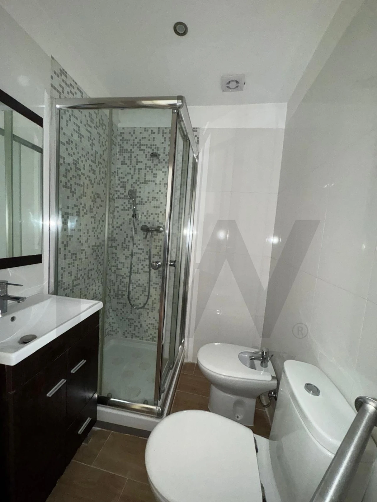 Apartamento T1 para Arrendamento em Algés, Linda-A-Velha e Cruz Quebrada-Dafundo Foto 6