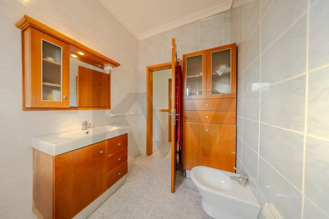 Moradia T3 para Venda em Rio Maior Foto 16