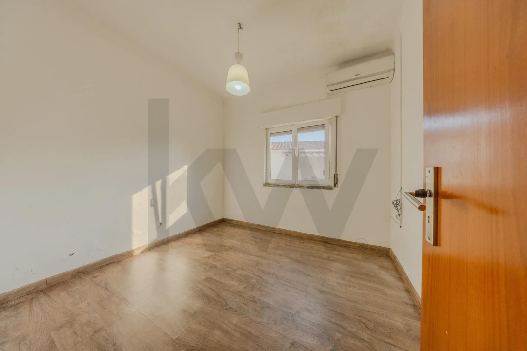 Moradia T3 para Venda em Rio Maior Foto 12