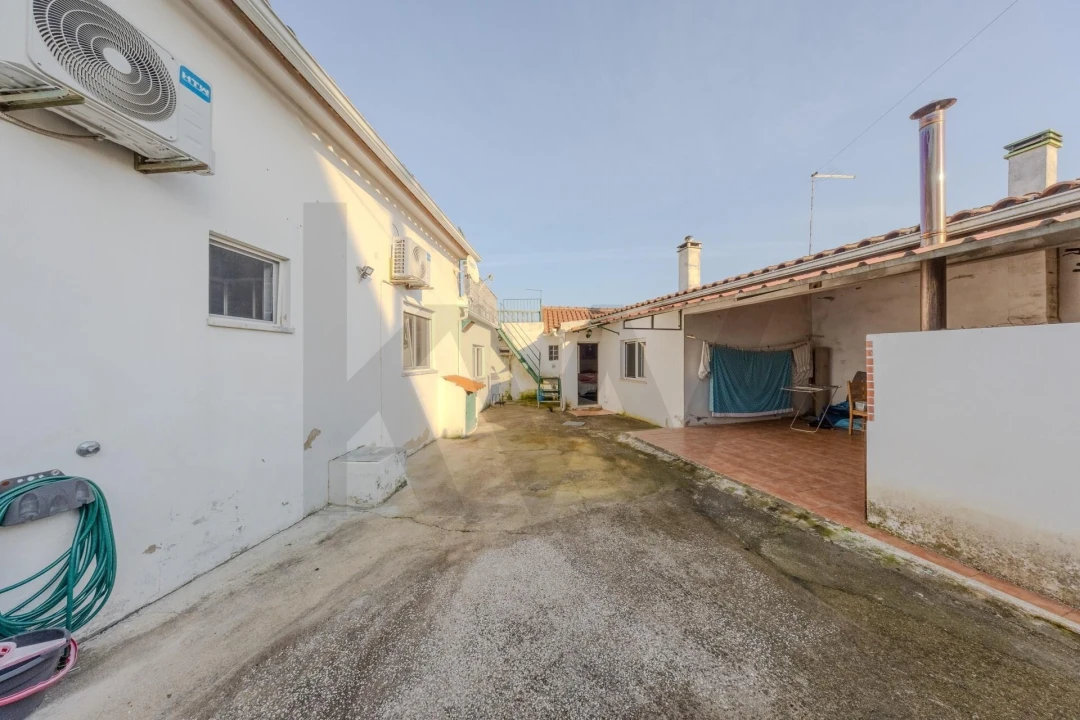 Moradia T3 para Venda em Rio Maior Foto 26