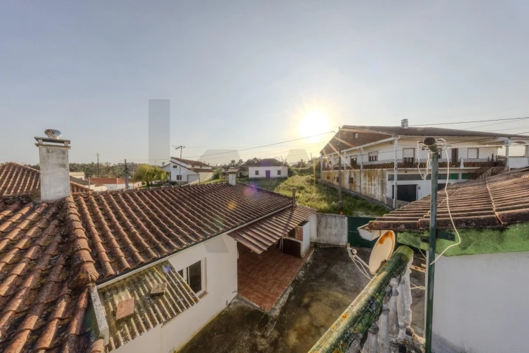 Moradia T3 para Venda em Rio Maior Foto 1