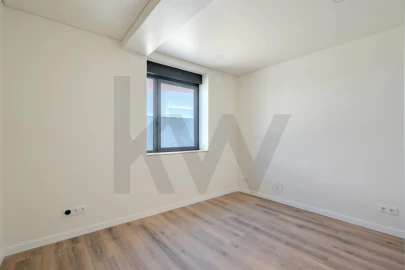 Apartamento T4 para Venda em Ramada e Caneças