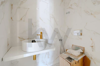 Apartamento T4 para Venda em Ramada e Caneças