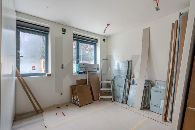 Apartamento T4 para Venda em Ramada e Caneças Foto 10