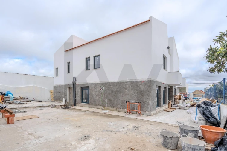 Apartamento T4 para Venda em Ramada e Caneças Foto 15