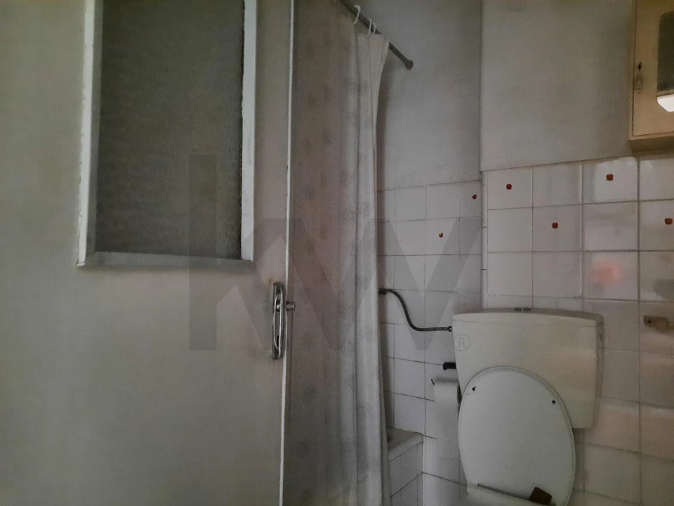 Apartamento T1 para Venda em Alfragide Foto 12