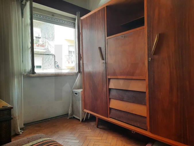 Apartamento T1 para Venda em Alfragide Foto 8