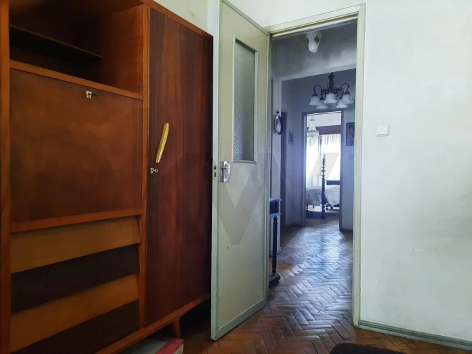 Apartamento T1 para Venda em Alfragide Foto 9