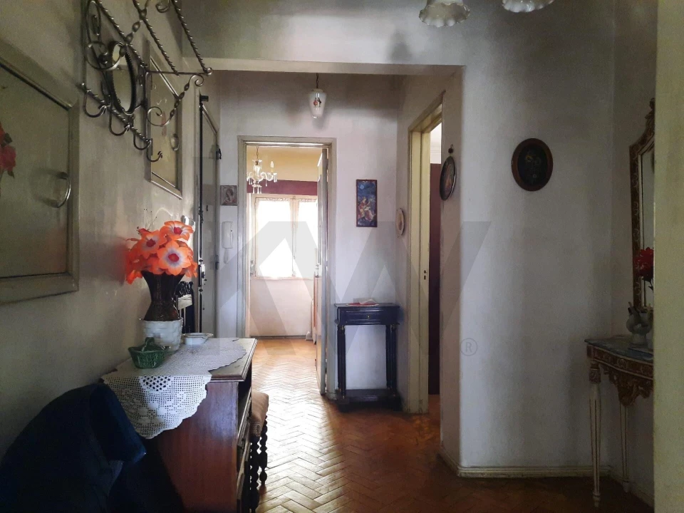 Apartamento T1 para Venda em Alfragide Foto 4