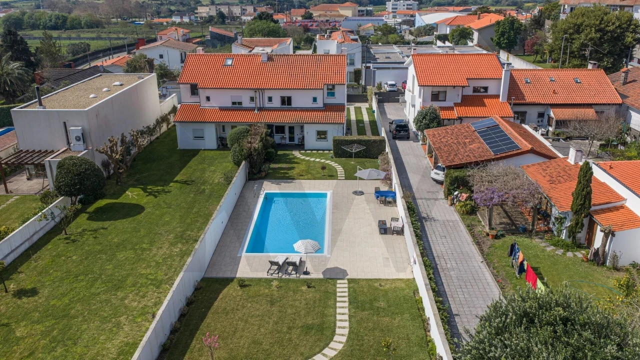 Moradia T4 para Venda em Afife Foto 48