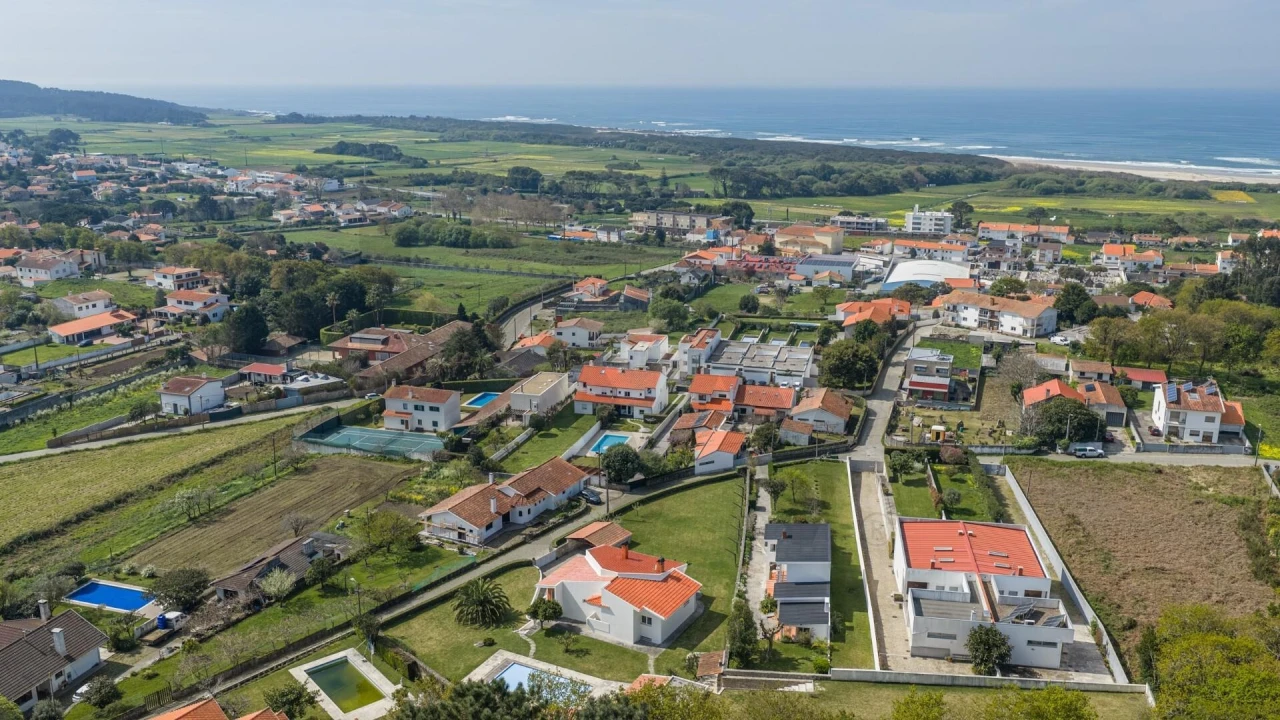 Moradia T4 para Venda em Afife Foto 58