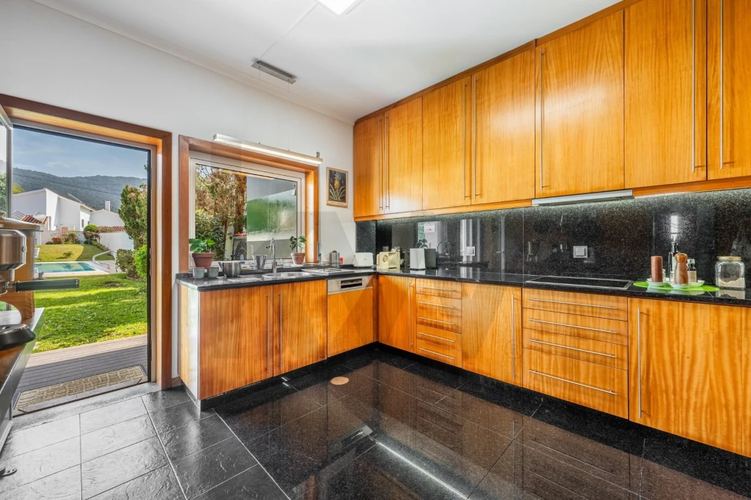 Moradia T4 para Venda em Afife Foto 14