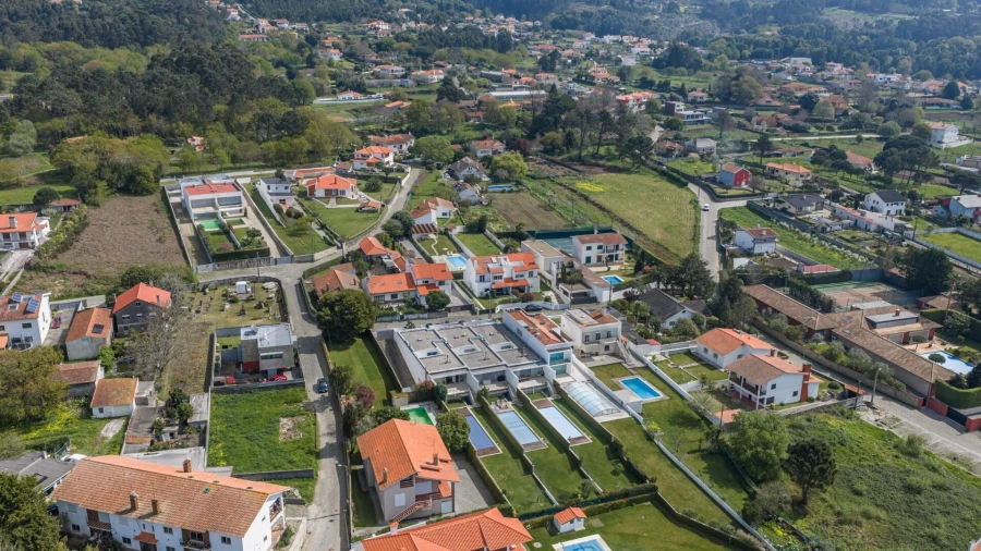 Moradia T4 para Venda em Afife Foto 64