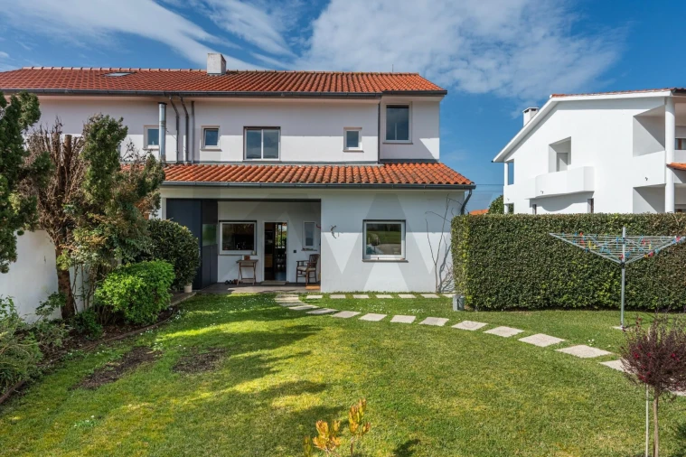 Moradia T4 para Venda em Afife Foto 36