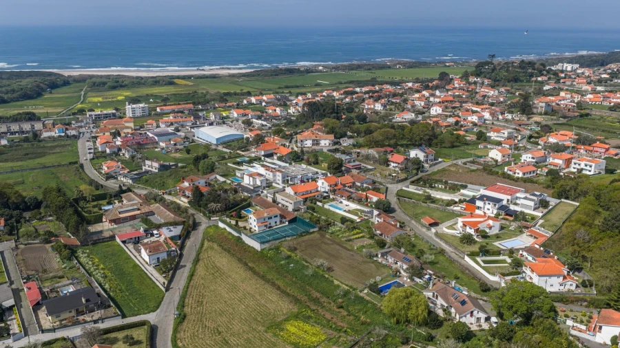 Moradia T4 para Venda em Afife Foto 56