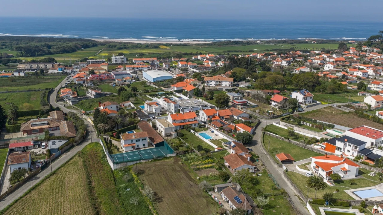 Moradia T4 para Venda em Afife Foto 59