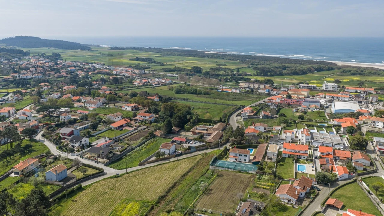 Moradia T4 para Venda em Afife Foto 57