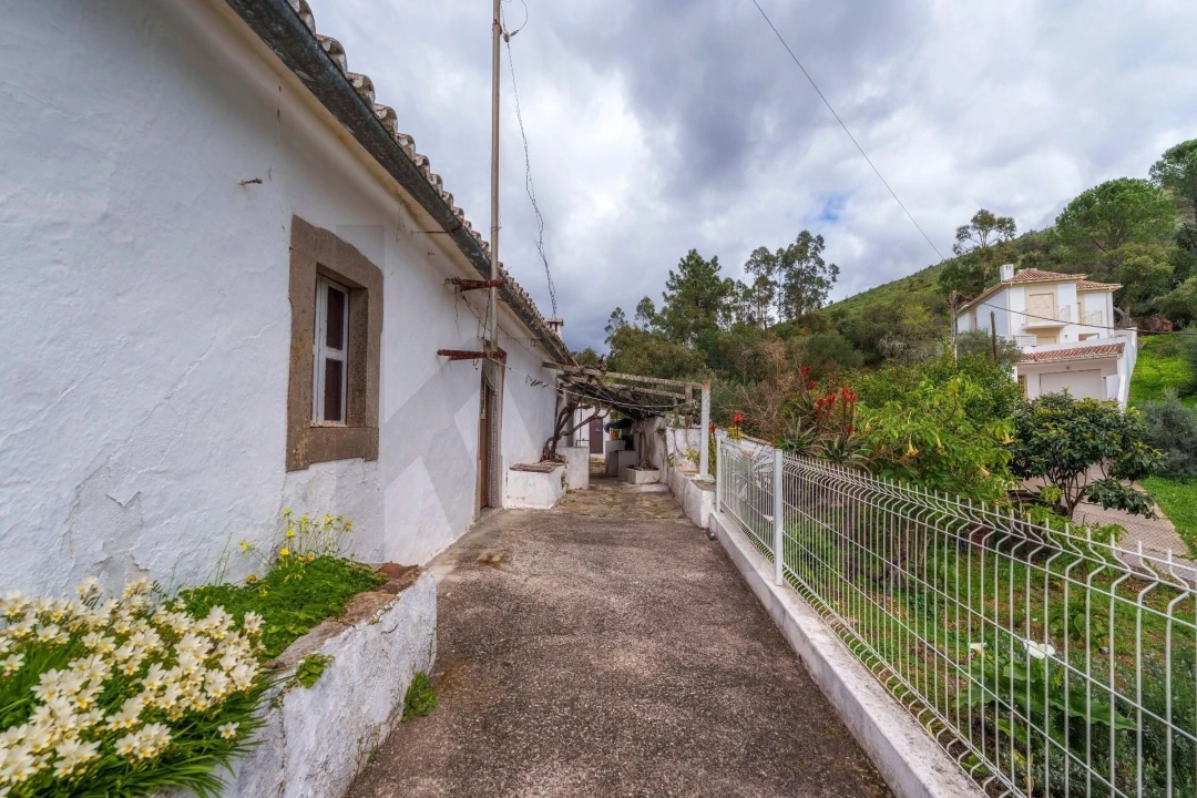 Moradia T2 para Venda em São Brás de Alportel Foto 2