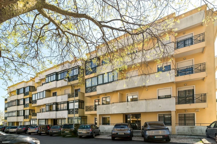 Apartamento T2 para Venda em São Domingos de Rana Foto 29