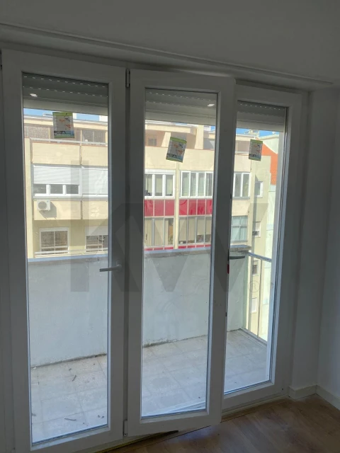 Apartamento T3 para Venda em Benfica