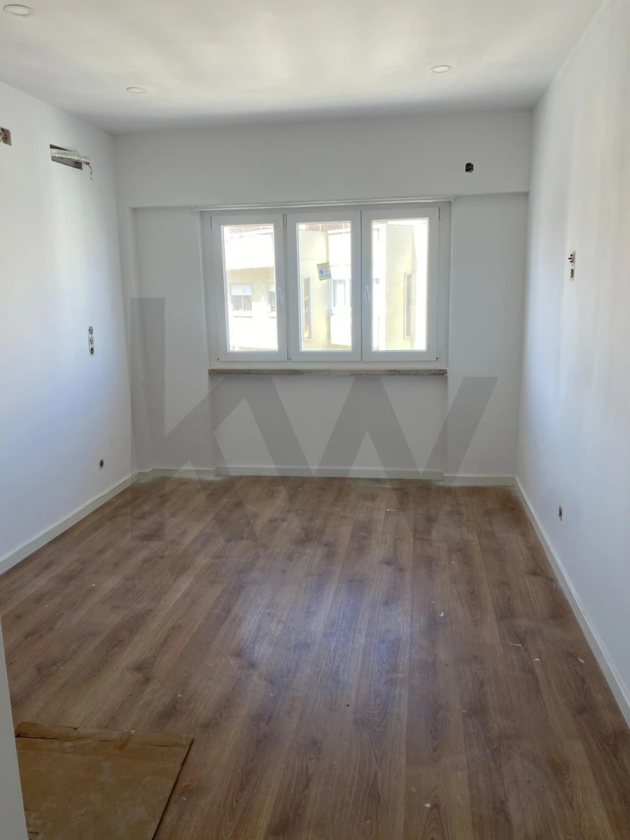 Apartamento T3 para Venda em Benfica Foto 20
