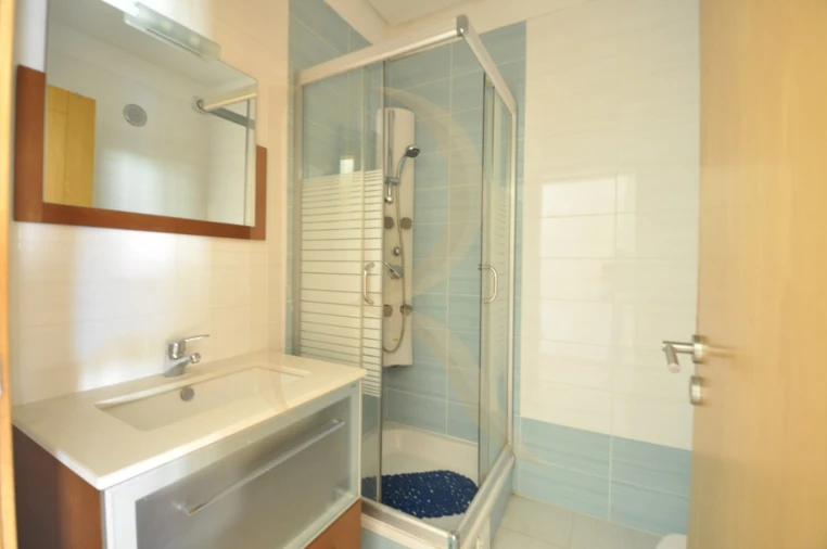 Apartamento T3 para Venda em Seixal, Arrentela e Aldeia de Paio Pires Foto 16